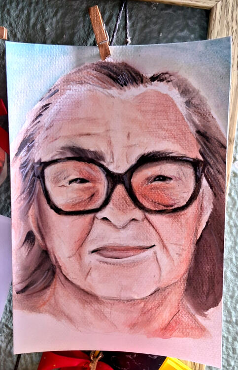 Vó | Retrato memorial feito em folha A5, 250g, em aquarela e lápis de cor Vó | Retrato memorial feito em folha A5, 250g, em aquarela e lápis de cor